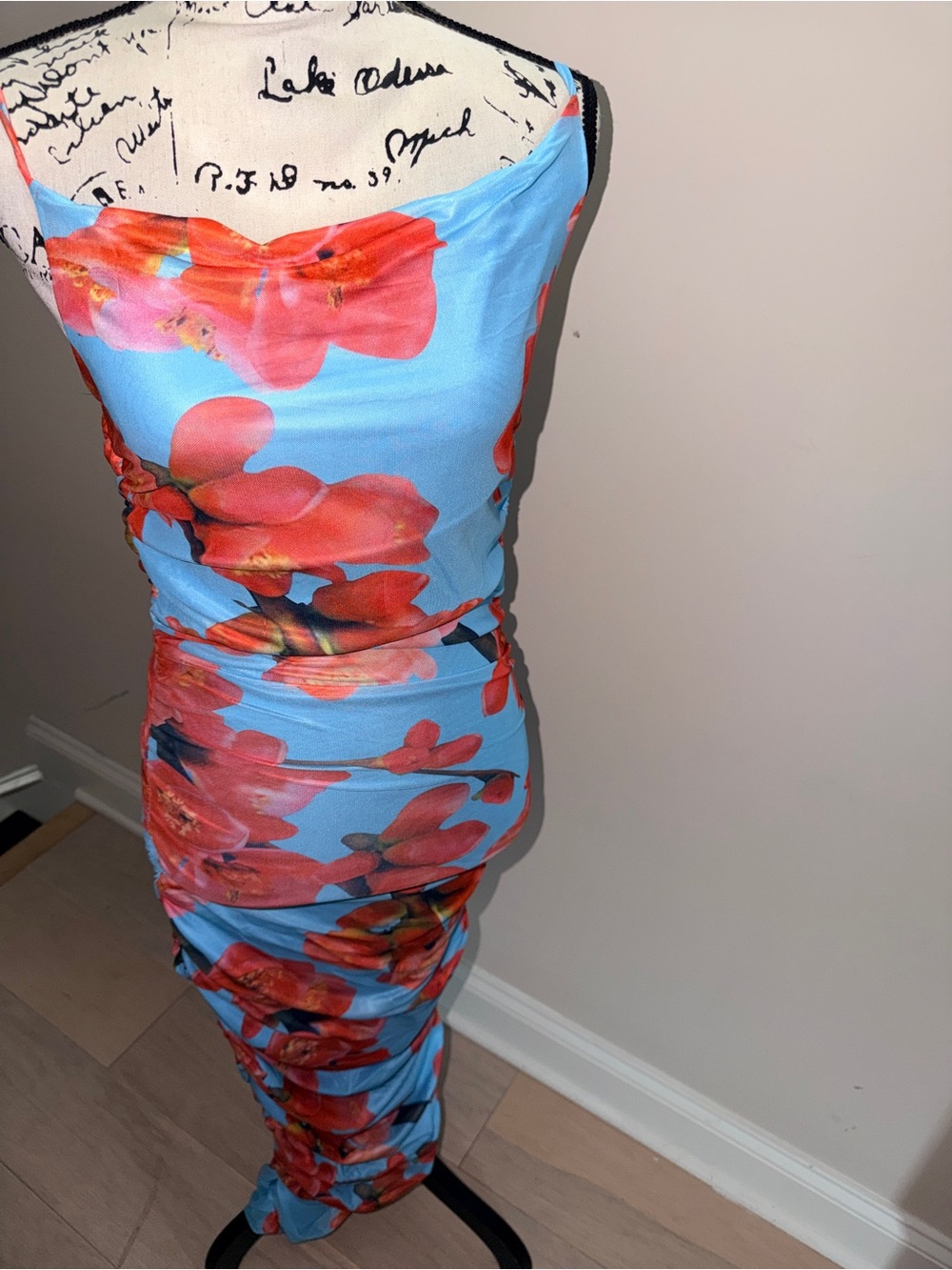 Fashion Nova Blue Ruched Maxi Dress with Red Floral Print BNWOT size M
